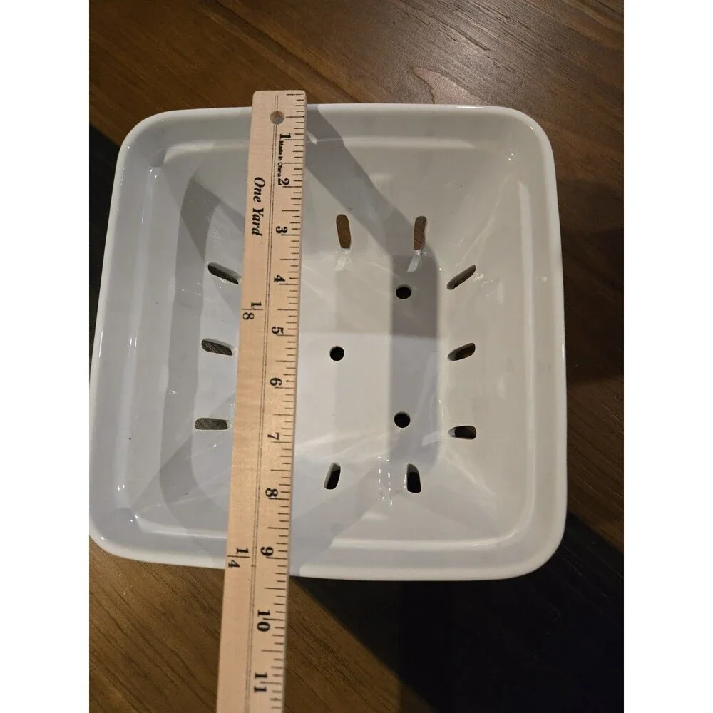 Crate and Barrel White Ceramic Berry Box Square Farmers Market Style Basket XL